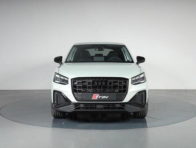 Usata Audi Q2 Ambiente 150 CV (110 kW) 2025 Argento cavo metallizzato SUV