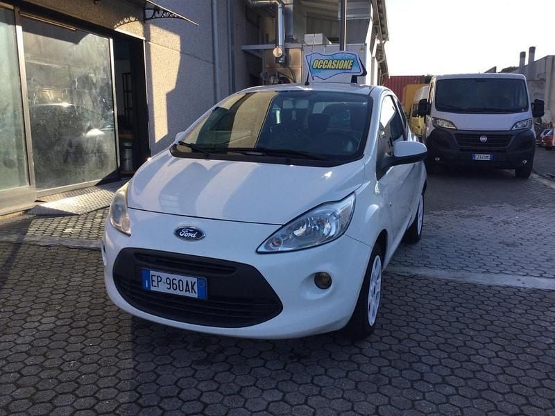 Usata Ford Ka Individual 75 CV (55 kW) 2013 Bianco Berlina