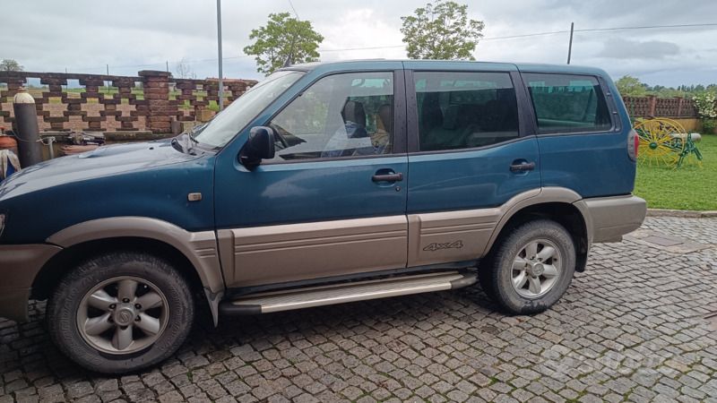 Usata Nissan Terrano 125 CV (91 kW) 2002 Blu SUV