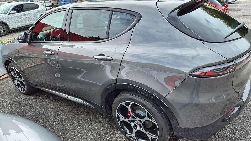 Usata Alfa Romeo Tonale Veloce 160 CV (117 kW) 2024 Grigio SUV