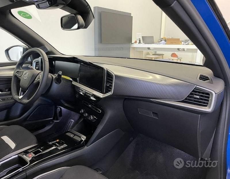 Nuova Opel Mokka-e 114 kW (156 CV) 2025 Blu SUV
