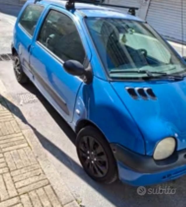 Usata Renault Twingo 54 CV (39 kW) 2006 Blu Utilitaria