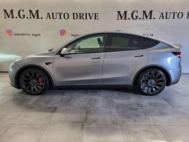 Usata Tesla Model Y Performance 392 kW (534 CV) 2023 Grigio SUV