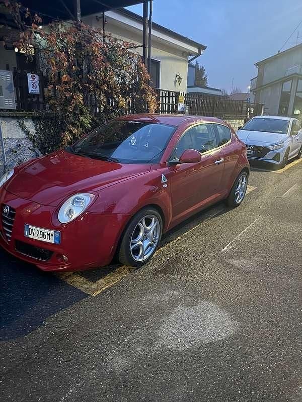 Usata Alfa Romeo MiTo Progression 155 CV (114 kW) 2009 Rosso Utilitaria