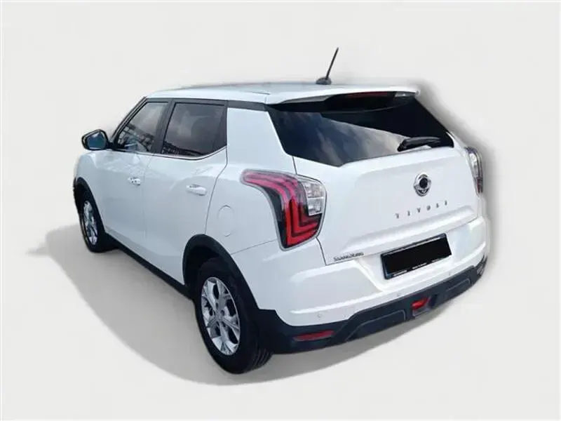 Usata SsangYong Tivoli 128 CV (94 kW) 2022 Bianco SUV