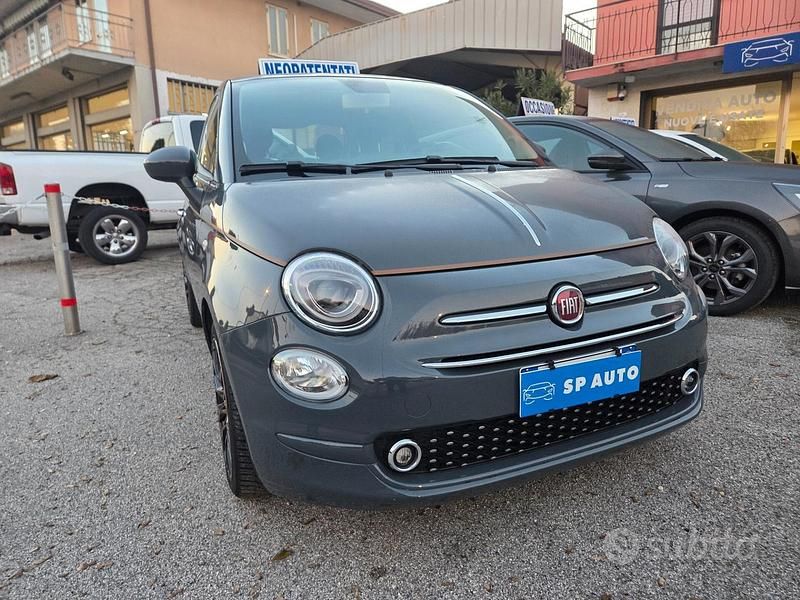 Usata Fiat 500 Collezione 69 CV (50 kW) 2019 Grigio Utilitaria