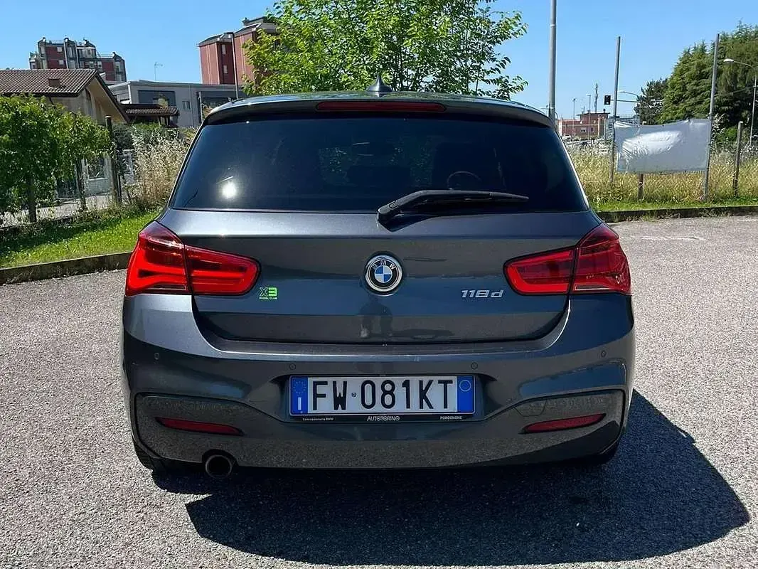 Usata BMW 118 M Sport 150 CV (110 kW) 2019 Grigio Utilitaria