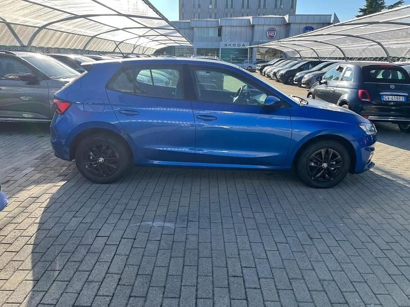 Usata Skoda Fabia Ambition 95 CV (69 kW) 2022 Blu Utilitaria