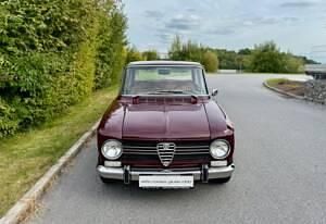 Usata Alfa Romeo Giulia 1300 Super 89 CV (65 kW) 1972 Rosso Berlina