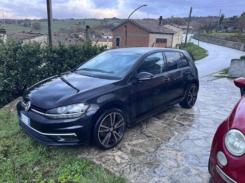 Usata VW Golf VII Business 116 CV (85 kW) 2017 Berlina