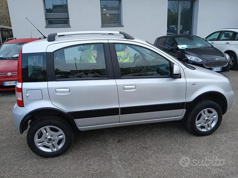 Usata Fiat Panda 4x4 S 2013 Grigio Utilitaria