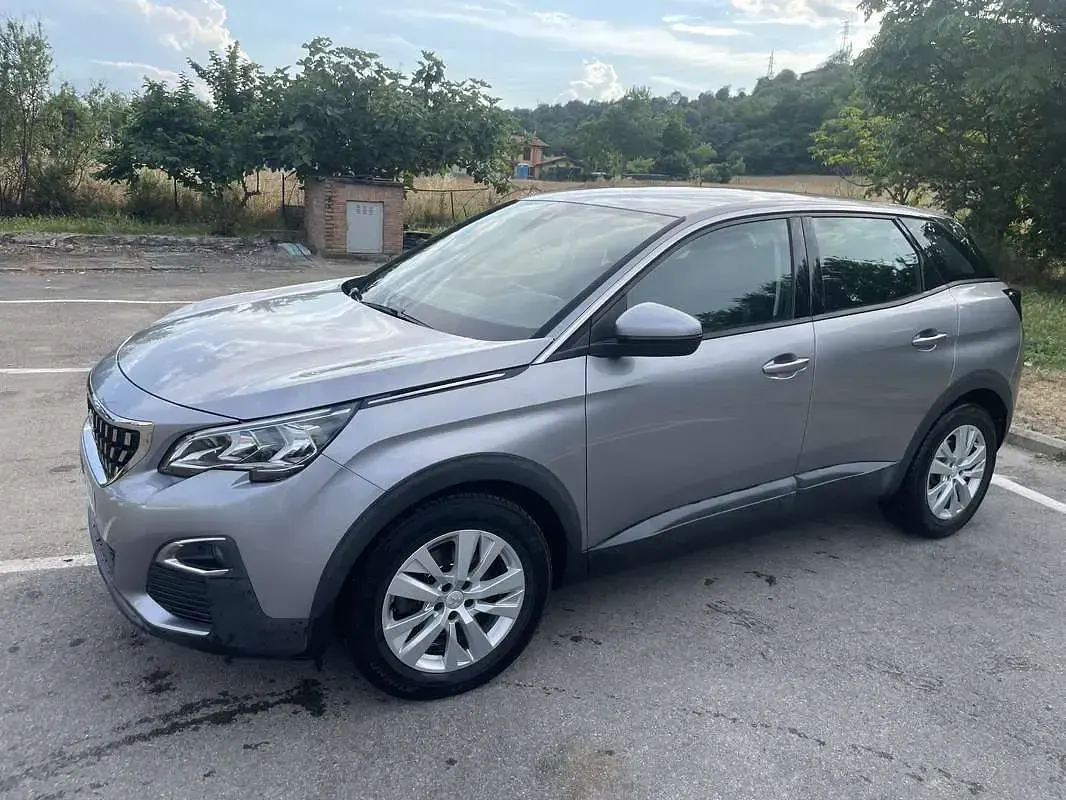 Usata Peugeot 3008 Active 131 CV (96 kW) 2018 Grigio SUV