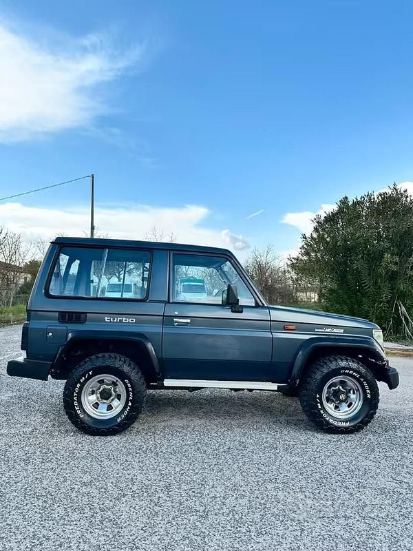 Usata Toyota Land Cruiser 90 CV (66 kW) 1990 Grigio SUV