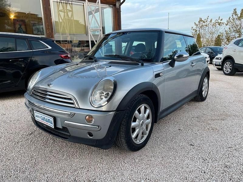 Usata Mini ONE 88 CV (64 kW) 2006 Grigio Utilitaria