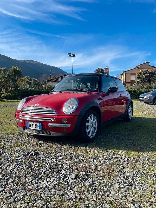 Usata 2002 Mini Cooper Due volumi | 1700 € (Super prezzo) - Immagine 1/4