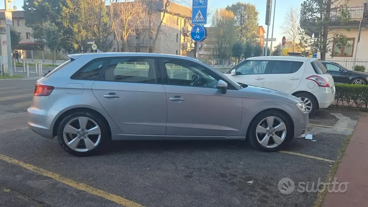 Usata Audi A3 Ambition 110 CV (80 kW) 2016 Grigio Berlina