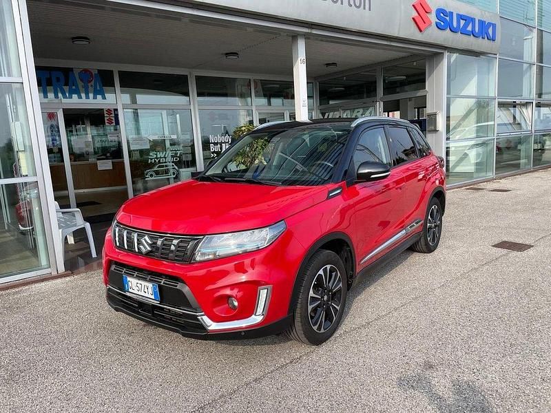 Usata Suzuki Vitara 129 CV (94 kW) 2022 Rosso SUV