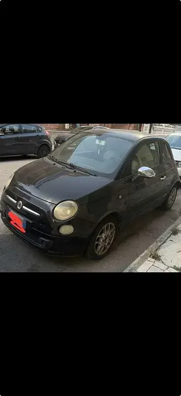 Usata Fiat 500 Lounge 75 CV (55 kW) 2008 Nero Utilitaria