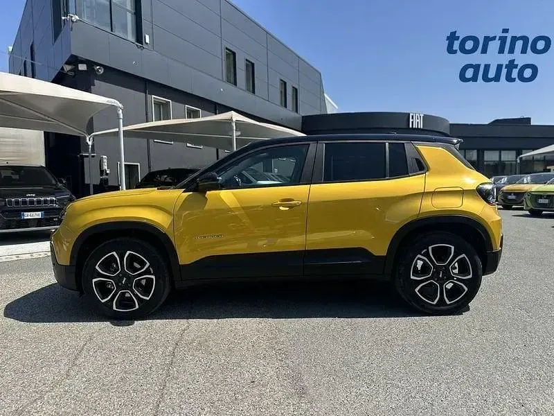 Usata Jeep Avenger Summit 110 CV (80 kW) 2024 Giallo SUV