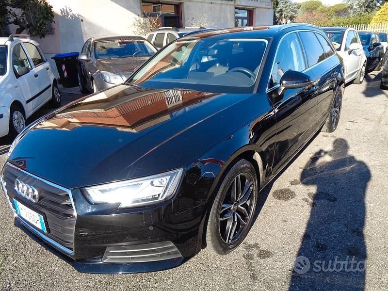 Usata Audi A4 Business 122 CV (89 kW) 2017 Nero Berlina
