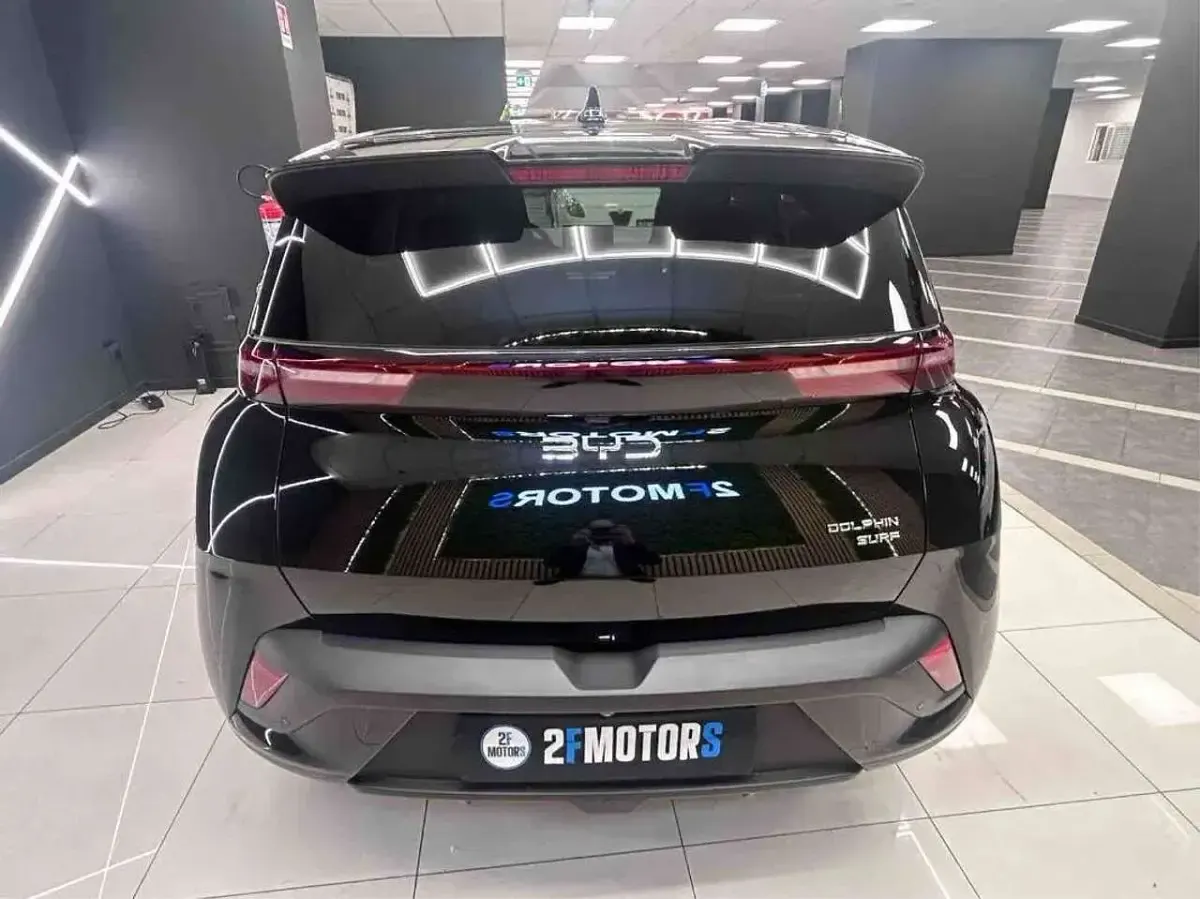 Nuova BYD Dolphin Surf Boost 35 kW (48 CV) 2026 Nero Utilitaria