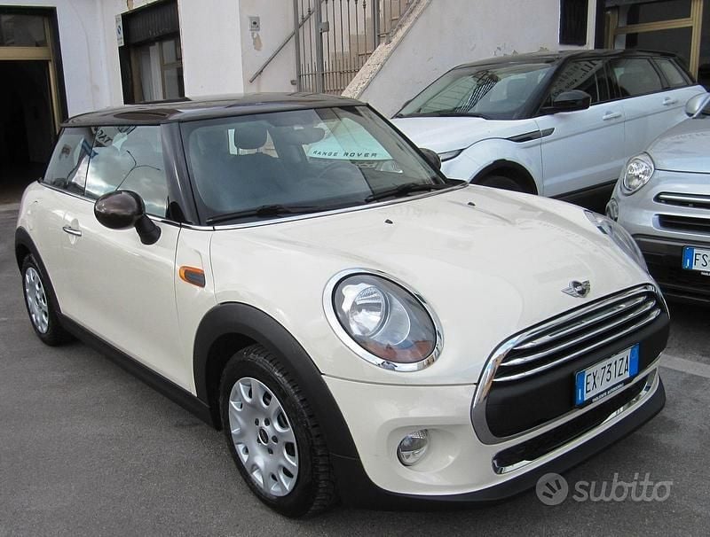 Usata Mini Cooper D 116 CV (85 kW) 2014 Beige Utilitaria