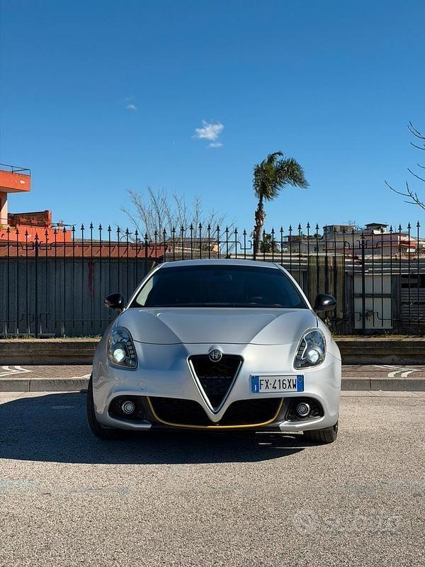 Usata Alfa Romeo Giulietta 120 CV (88 kW) 2017 Grigio Utilitaria