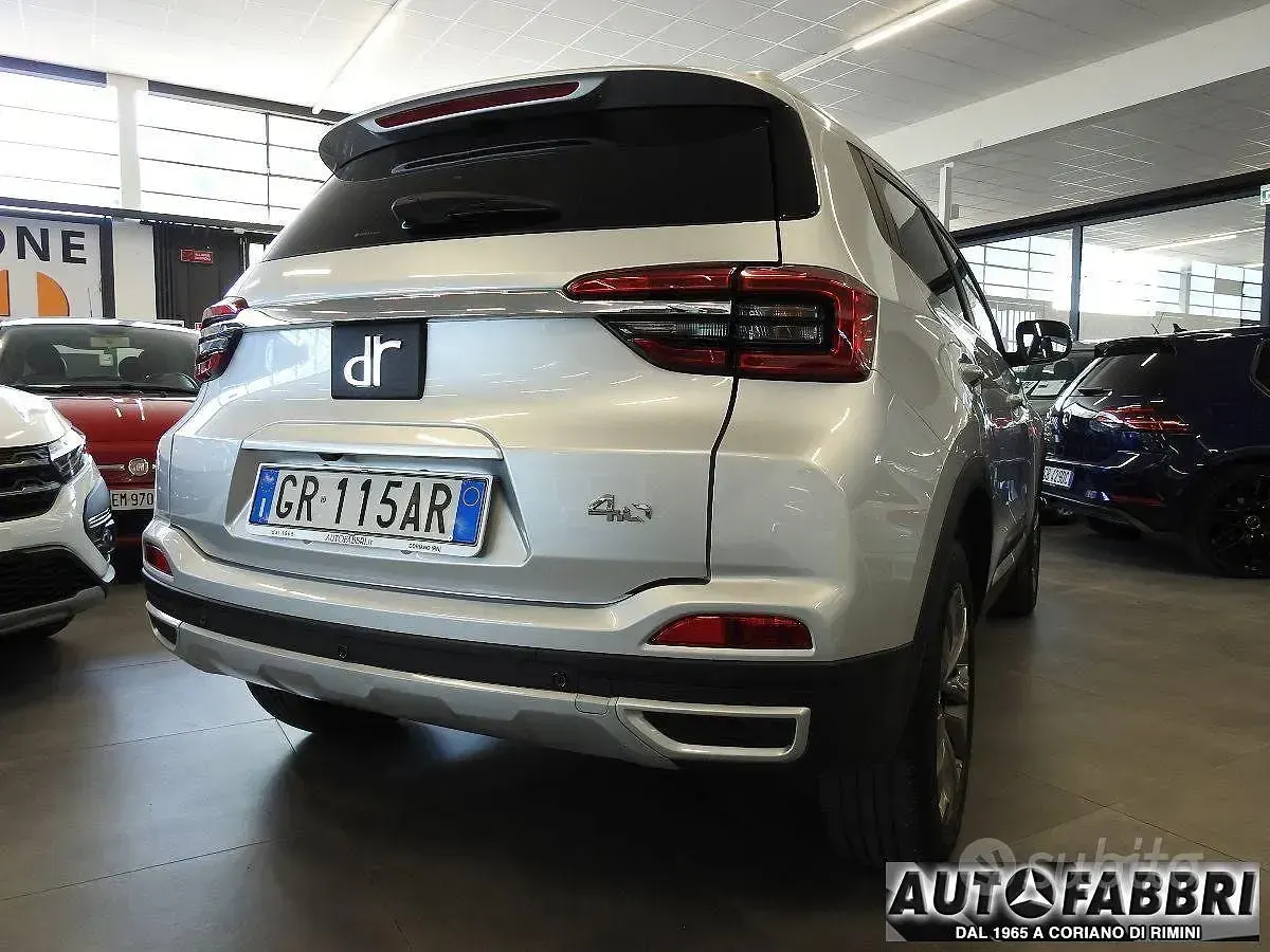 Usata DR DR 4.0 113 CV (83 kW) 2023 Grigio SUV