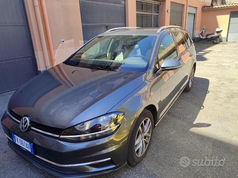 Usata VW Golf VII 105 CV (77 kW) 2017 Nero Station wagon