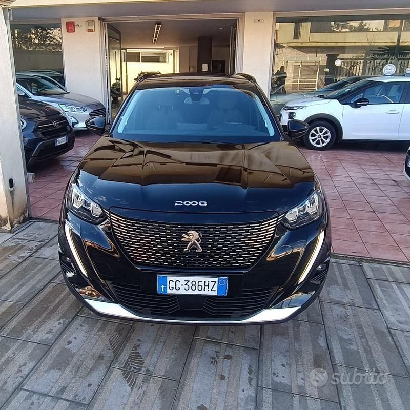 Usata Peugeot 2008 Allure 110 CV (80 kW) 2021 Nero SUV