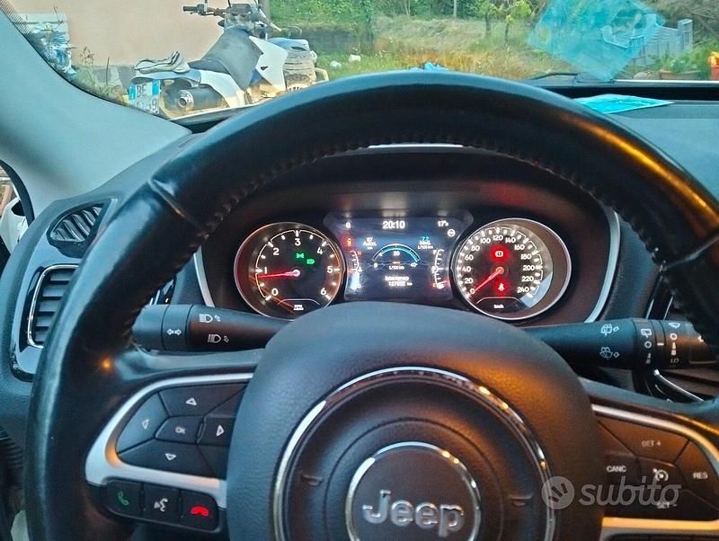 Usata Jeep Compass 120 CV (88 kW) 2018 Bianco SUV