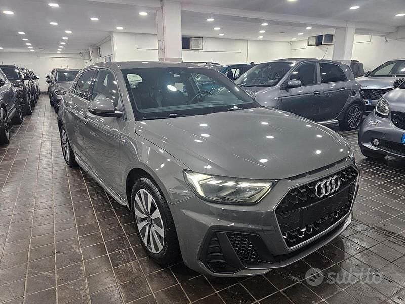 Usata Audi A1 Sportback S-Line 110 CV (80 kW) 2024 Grigio Utilitaria