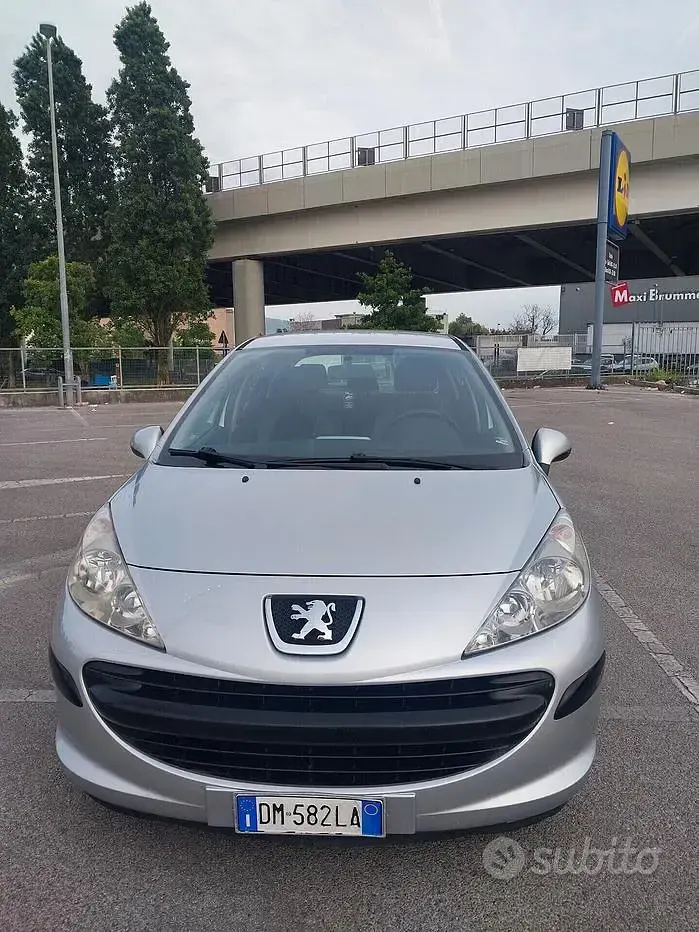 Usata Peugeot 207 73 CV (53 kW) 2008 Grigio Berlina