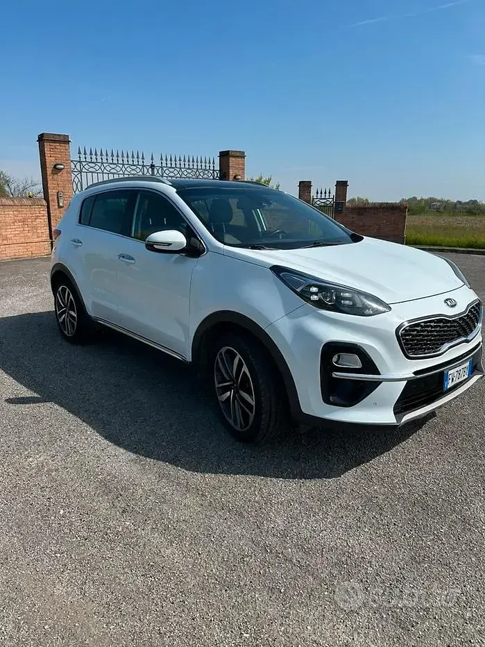 Usata Kia Sportage 115 CV (84 kW) 2019 Bianco SUV