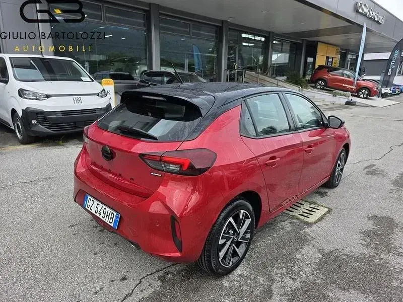 Occasion Opel Corsa 101 PK (74 kW) 2025 Rood Hatchback