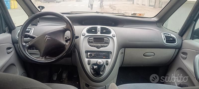 Usata Citroën Xsara Picasso 2007 Grigio Monovolume