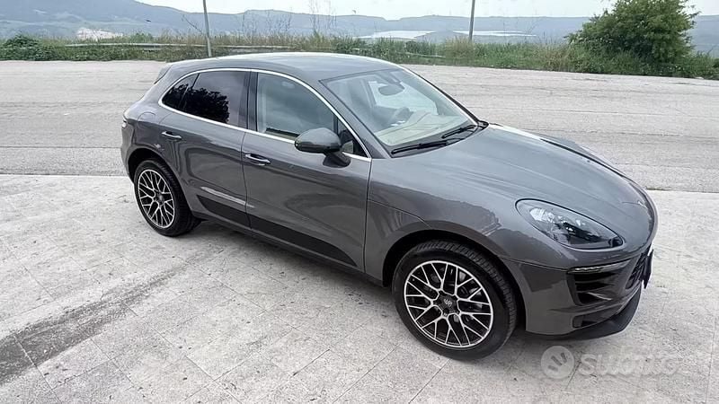 Usata Porsche Macan 258 CV (189 kW) 2015 Grigio SUV