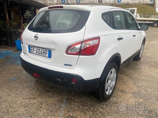 Usata Nissan Qashqai Acenta 110 CV (80 kW) 2010 Bianco SUV