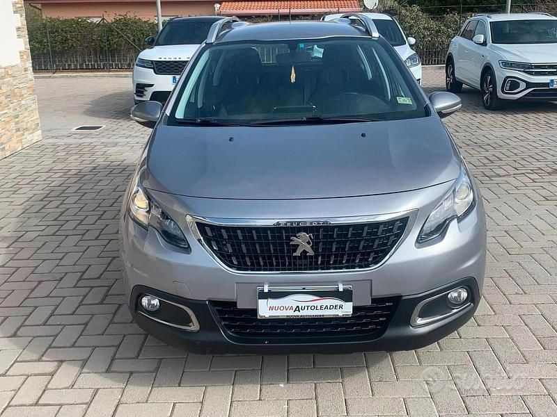 Usata Peugeot 2008 Active 75 CV (55 kW) 2018 Grigio SUV