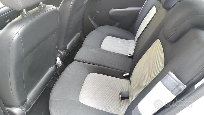 Usata Hyundai i10 66 CV (48 kW) 2010 Bianco Utilitaria