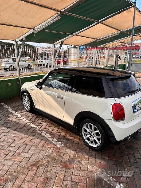 Usata Mini Cooper D 116 CV (85 kW) 2014 Utilitaria