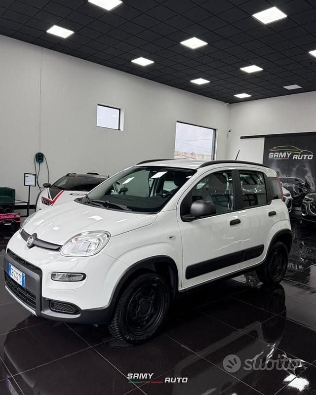 Occasion Fiat Panda 4x4 S 86 ch (63 kW) 2020 Blanc Citadine