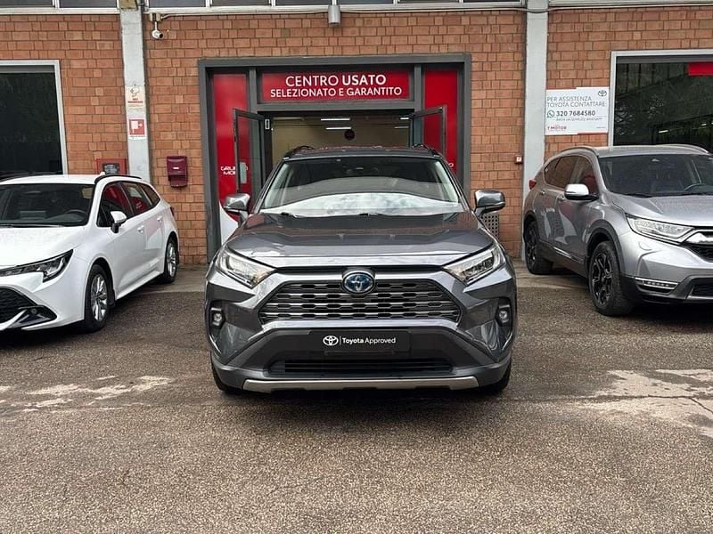 Usata Toyota RAV4 Hybrid Active 222 CV (163 kW) 2022 Grigio SUV