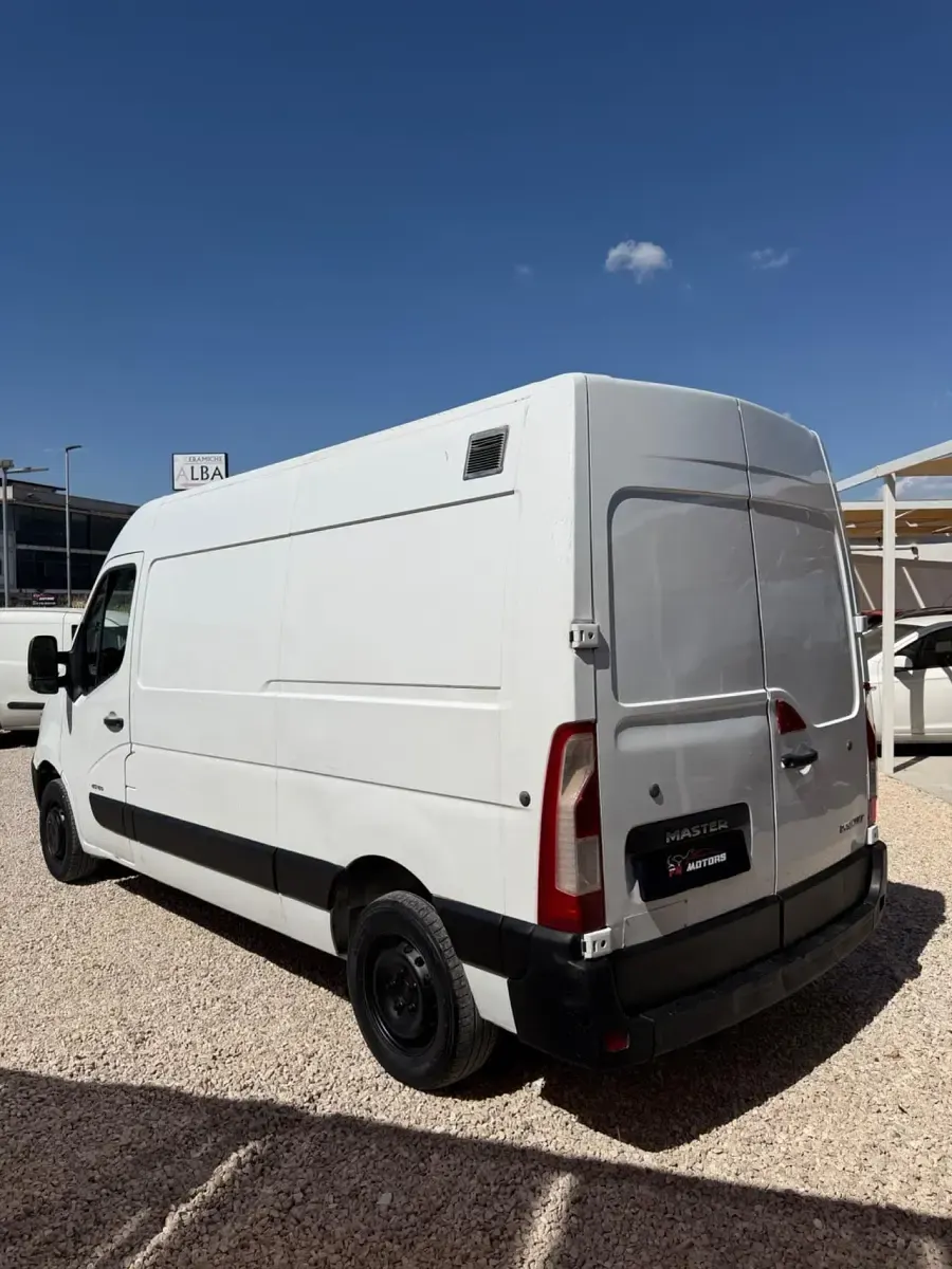 Usata Renault Master 145 CV (106 kW) 2013 Bianco