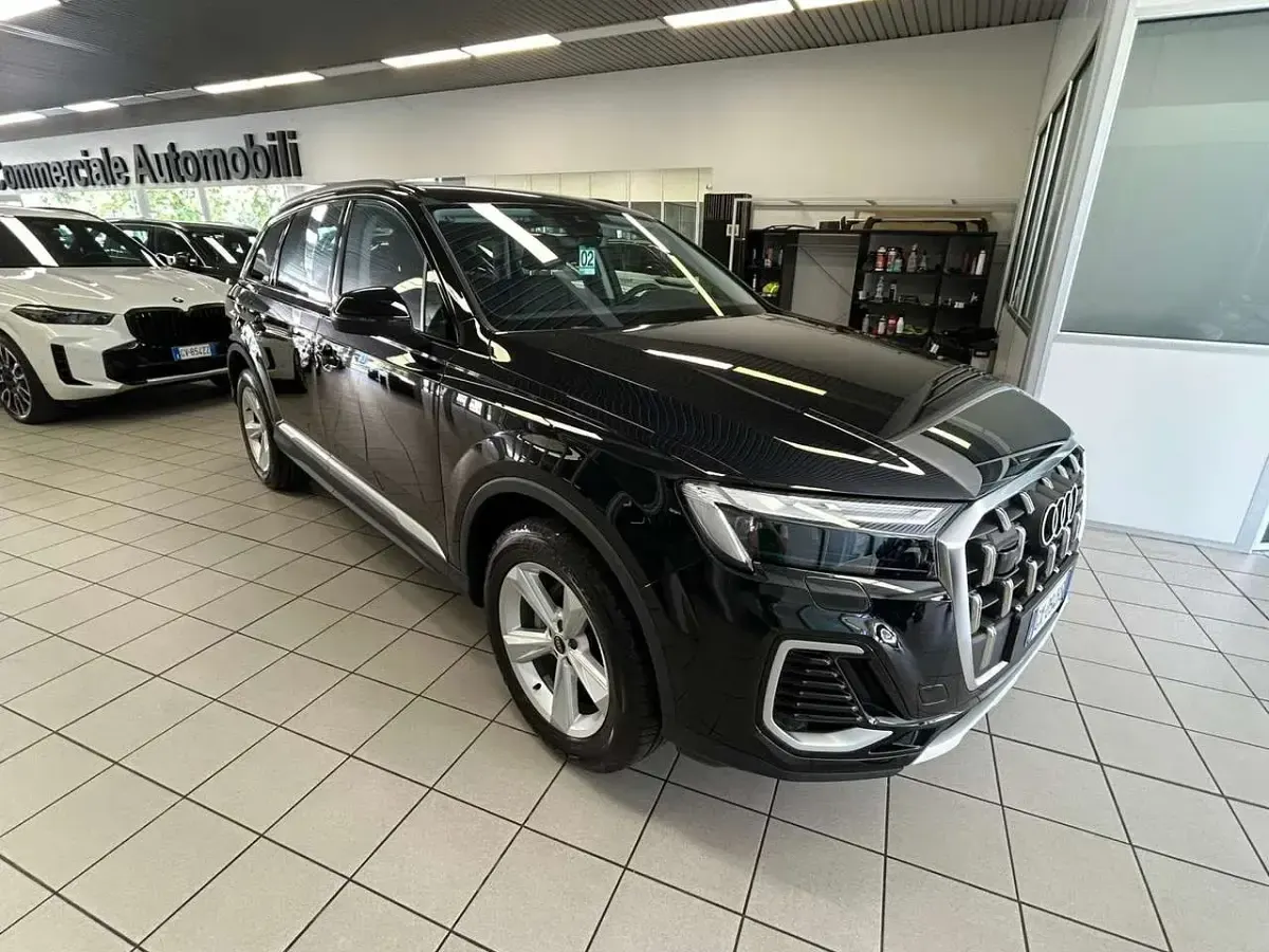 Usata Audi Q7 Ambiente 231 CV (169 kW) 2024 Nero SUV