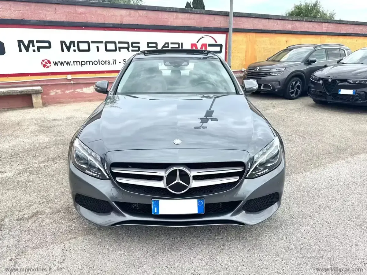 Usata Mercedes C350e Premium 211 CV (155 kW) 2017 Grigio Berlina