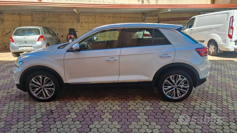 Usata VW T-Roc Advance 150 CV (110 kW) 2019 Bianco SUV