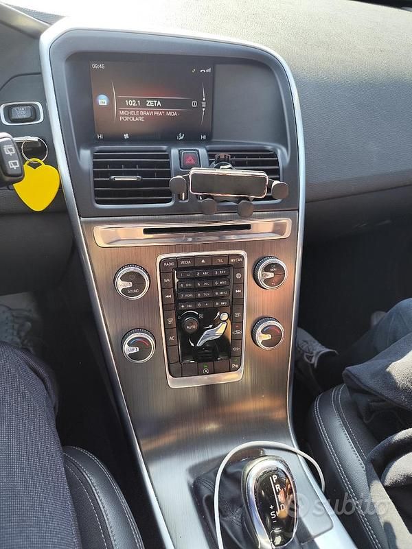 Usata Volvo XC60 163 CV (119 kW) 2016 Bianco SUV