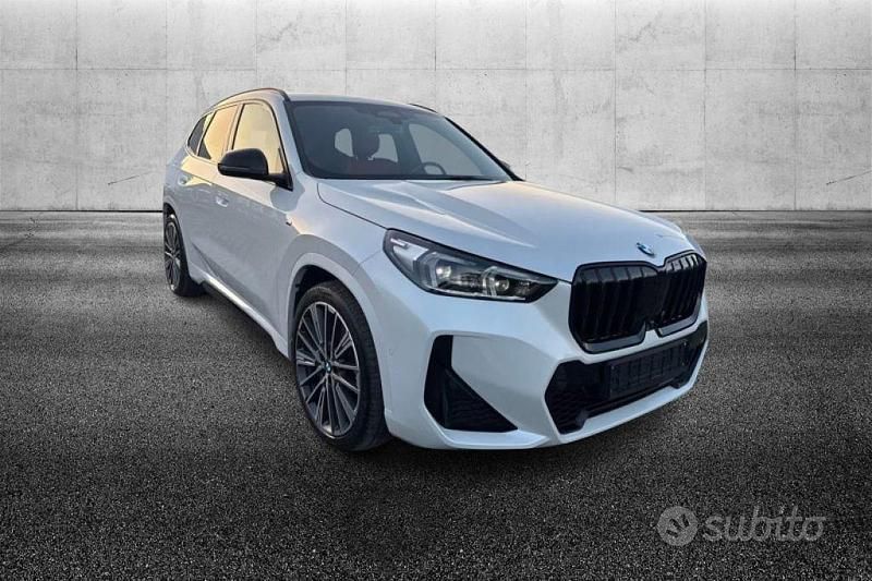 Usata BMW X1 M Sport 197 CV (144 kW) 2023 Bianco metallizzato SUV
