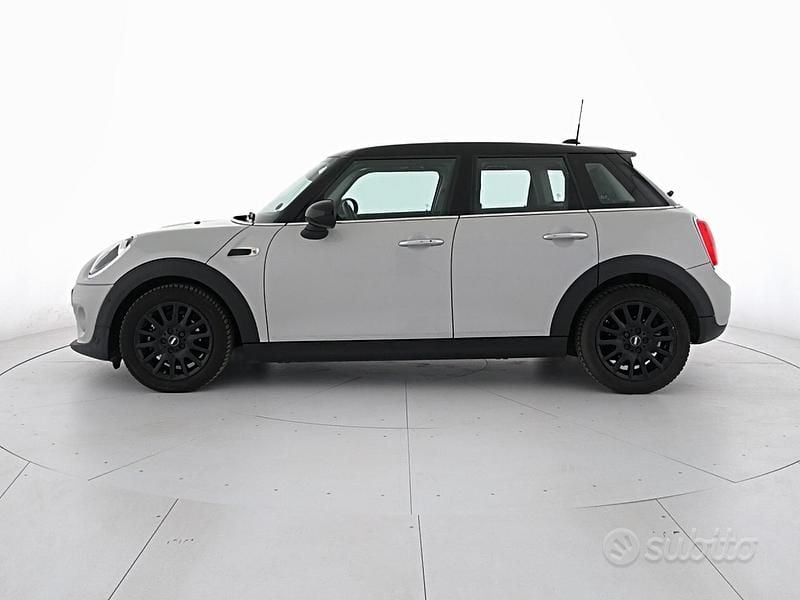 Usata Mini Cooper D 116 CV (85 kW) 2018 Bianco Utilitaria